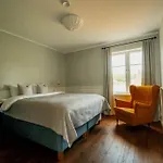 Vaeike-juusa Kuelaliskorter Apartment