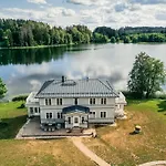 Vaeike-juusa Kuelaliskorter